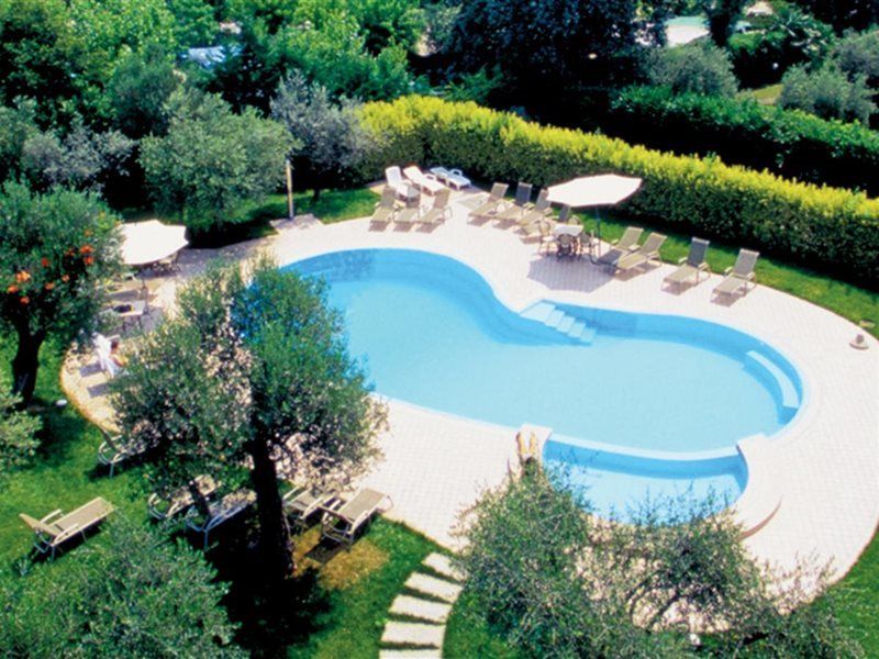 Ahg Riva Del Sole Hotel - Adults Only Moniga del Garda Exteriör bild